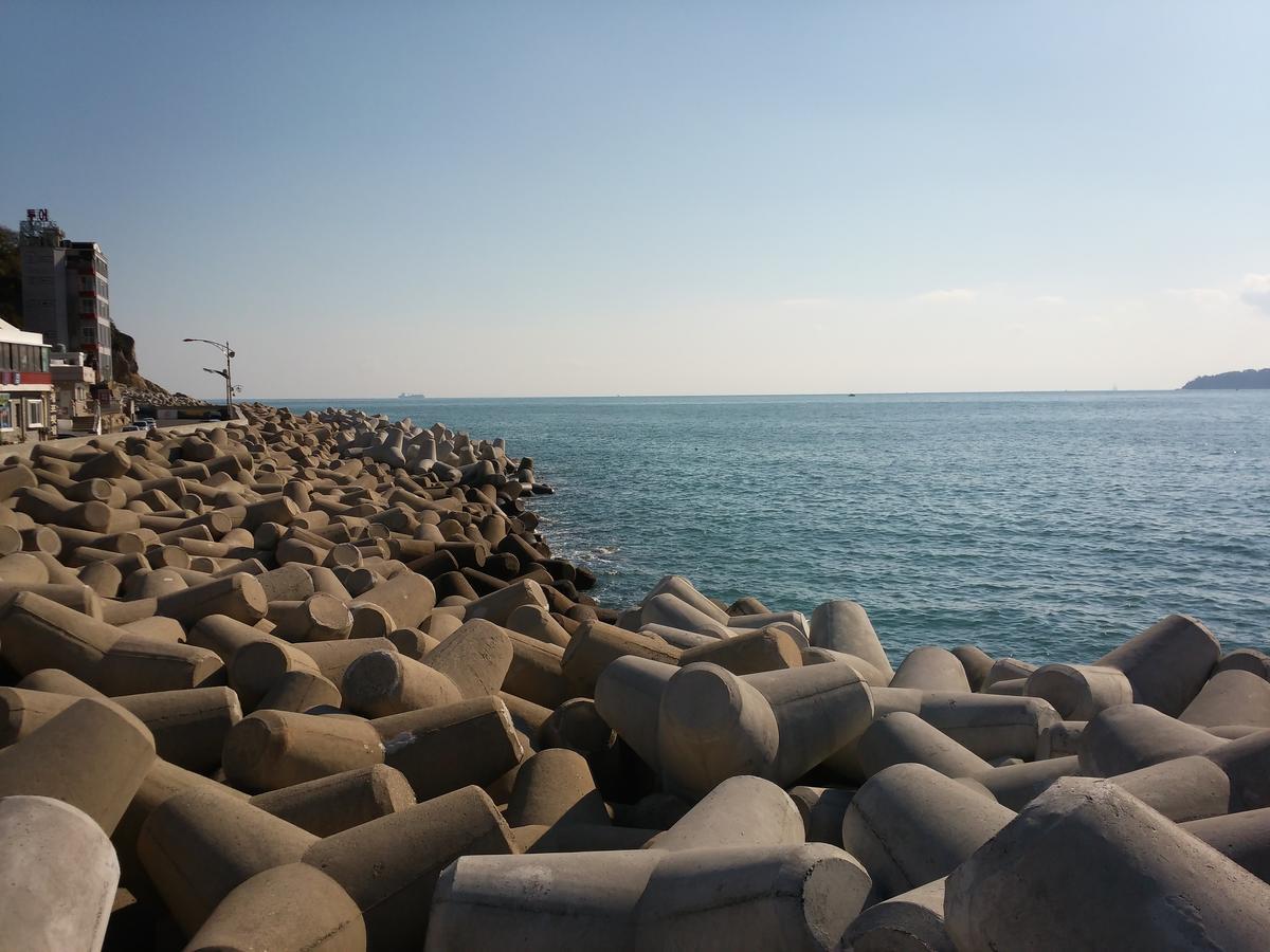 Geoje Jangseungpo Lighthouse Hotel Sodong エクステリア 写真